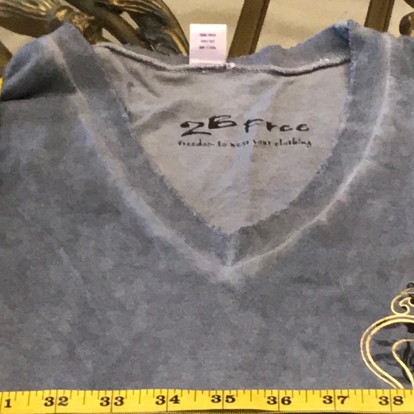 2 B free  tshirt  men’s xl - Picture 8 of 10